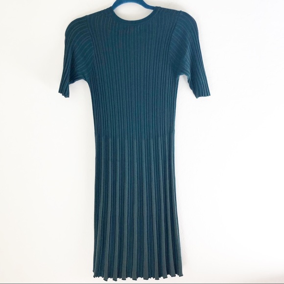 Cooperative Urban Outfitters Green Pleated Sweater Dress size Extra Small - Picture 7 of 7